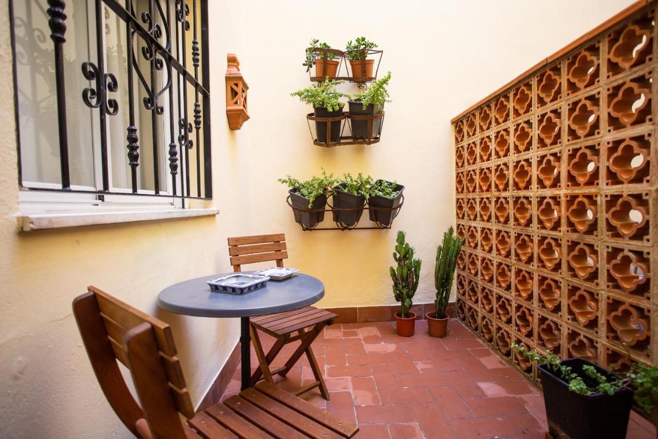 Wish Suite Torres De Sevilla Exterior photo