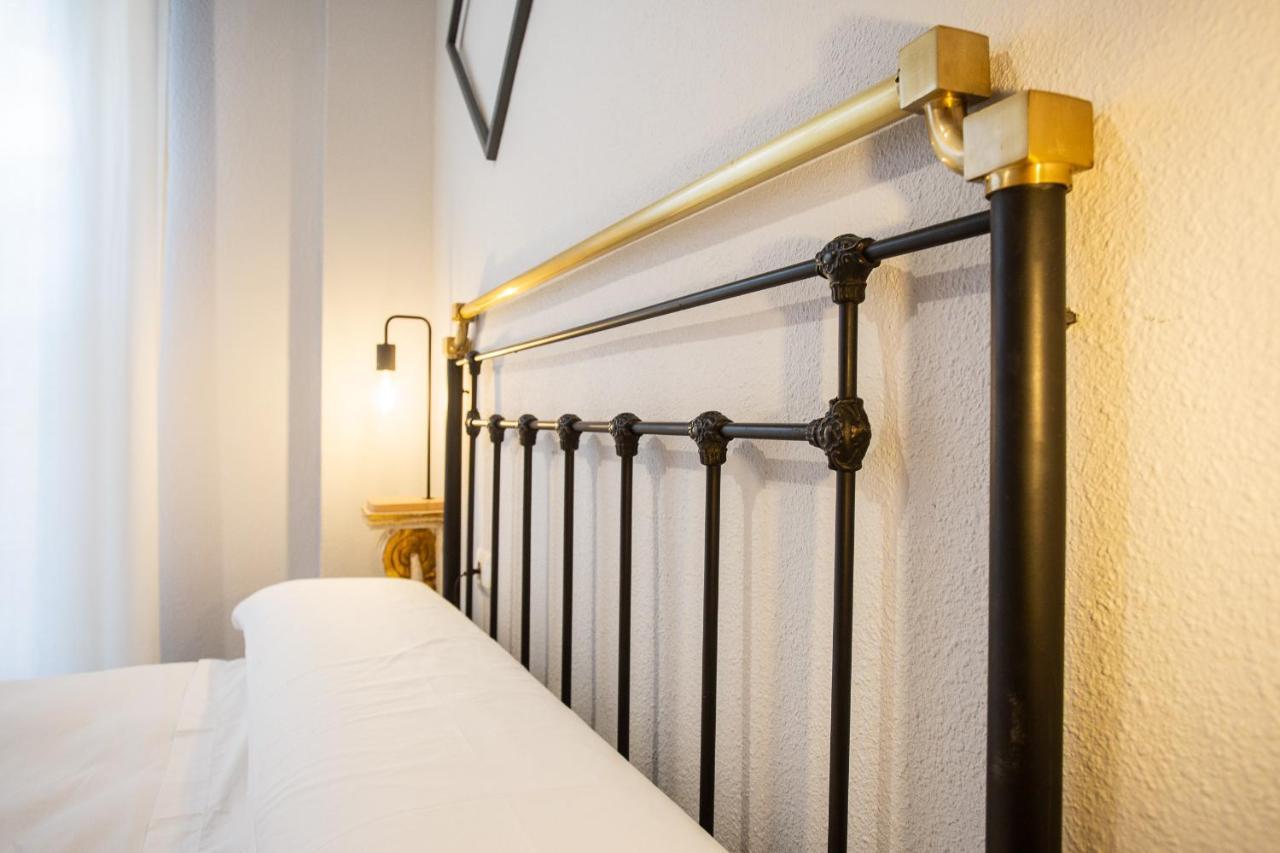 Wish Suite Torres De Sevilla Exterior photo