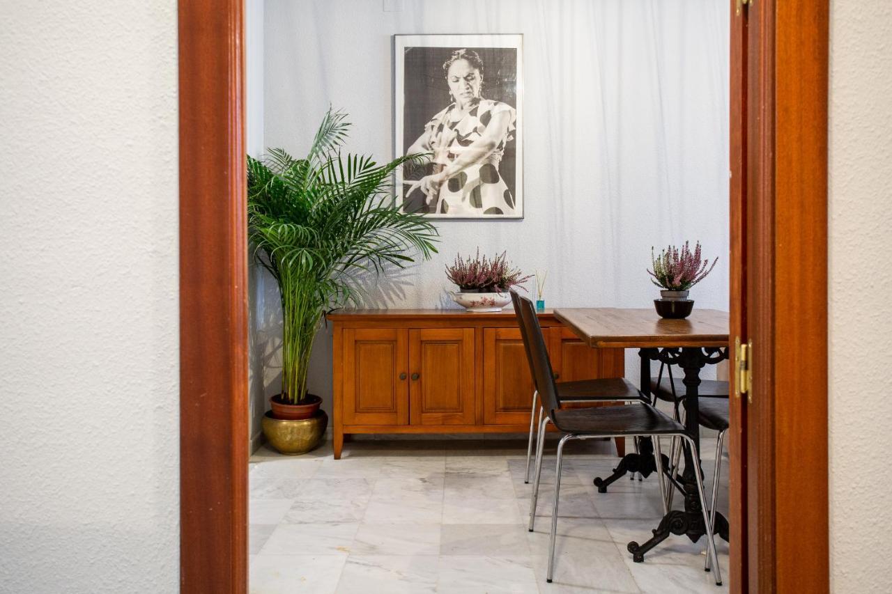 Wish Suite Torres De Sevilla Exterior photo