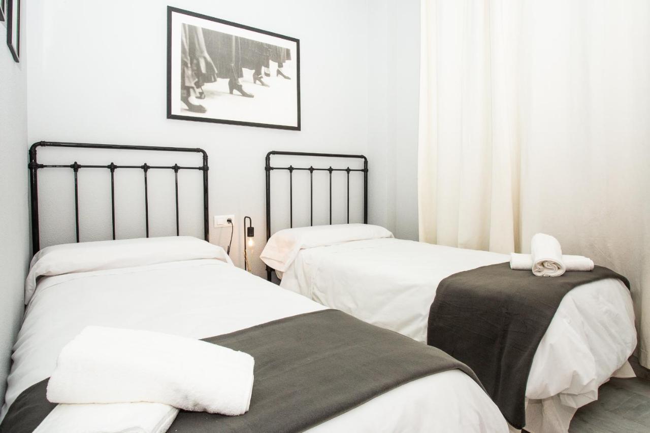 Wish Suite Torres De Sevilla Exterior photo