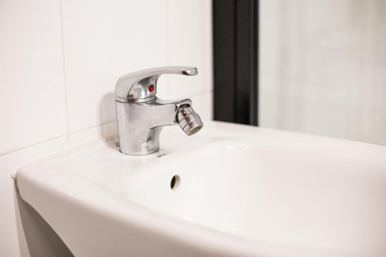 Wish Suite Torres De Sevilla Exterior photo